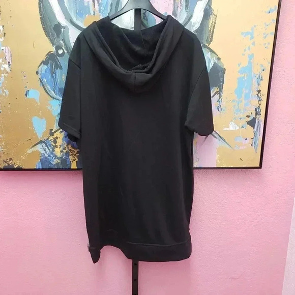 Victorious Black Double Zip Short Sleeve Hooded Dress - Picture 2 of 5